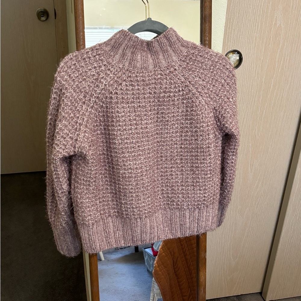 So (Kohls) Pink/mauve short sweater, size M